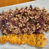 Trigo sarraceno con verduritas y tempeh at La Marmita Verde in Ponferrada