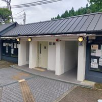 There's a restroom here at Michinoeki in Tanabe