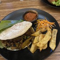 Jerusalem mix pitta  at Paradiso in Ubud