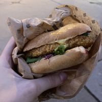Pink edges small burger  at Swing Kitchen - Schwedenplatz in Vienna
