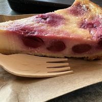 Berry cheesecake   at Swing Kitchen - Schwedenplatz in Vienna