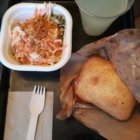 Chicago edge menu with coleslaw at Swing Kitchen - Schwedenplatz in Vienna