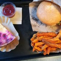 Swing Burger menu and cheesecake at Swing Kitchen - Schwedenplatz in Vienna