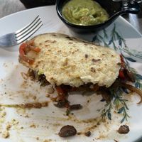 Arepa de legumes sem queijo, vegana, adicoonal de guacamole  at Quero Arepa in Cartagena