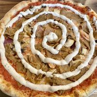 Vegan kebab pizza   at Victoria Pizzeria in Trelleborg