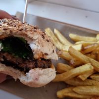 Veggie burger at Barraca Café in Lourinha