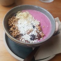 Pink smoothie bowl at Chapter One Coffee Shop in Edinburgh