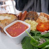 The cooked scottish breakfast at Chapter One Coffee Shop in Edinburgh