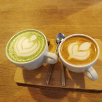 Matcha latte and flat white, both very good at Plenty in The Hague