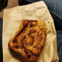 The not so beautiful yet delicious sticky cinnamon roll! at Plenty in The Hague