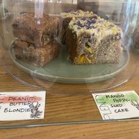 The blondie is quite good, but doesn’t really have a peanut butter flavour.  at Plenty in The Hague