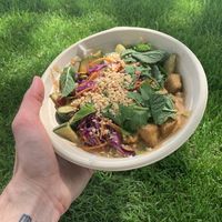 Tofu Cashew Bowl at Rice Up in Bern