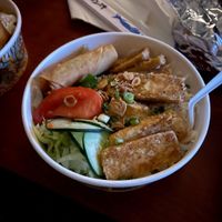 tofu noodle bowl at Viet-Nomz in Orlando