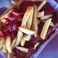 Vegane Currywurst mit Pommes  at Curry 36 in Berlin