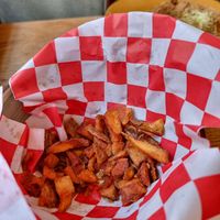 Bottom of fries were all tiny leftovers at Lust in Groningen