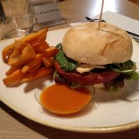 Cuarto de libra vegano at BLoved Veggie Corner in Madrid