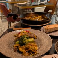 Fideuá at BLoved Veggie Corner in Madrid