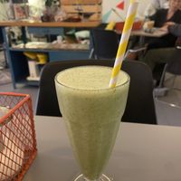 Hulk smoothie: alright, but not enough veggies for my taste at Haley's Comet Breakfast Club in The Hague