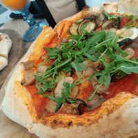 La pizza vegana at Bla Bla Cafe in Ferrol