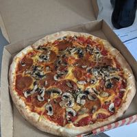 Pizza Prosciutto e Funghi at Pizzeria Trattoria Sorrentino in Cologne