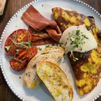 Tofu omelette with bacon  at Eqvilibrivm Cafe in Barcelona