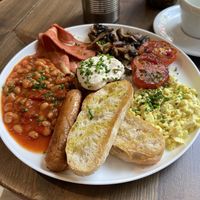 Amazing full English breakfast!   at Eqvilibrivm Cafe in Barcelona