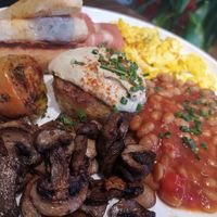 English breakfast at Eqvilibrivm Cafe in Barcelona