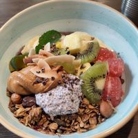 Acai bowl at Eqvilibrivm Cafe in Barcelona
