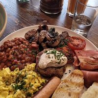 Full english breakfast at Eqvilibrivm Cafe in Barcelona