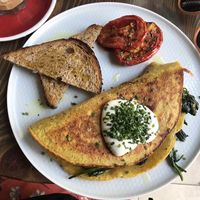 Tortilla de garbanzos at Eqvilibrivm Cafe in Barcelona
