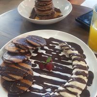 Choc banana pancakes at Eqvilibrivm Cafe in Barcelona