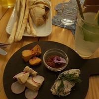 Vegane Käseplatte at Pisco in Vila Do Bispo