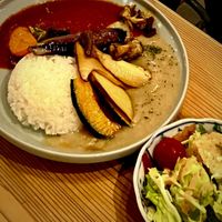 Wow !!! 2 curries at one plate !   at Mumokuteki Vegan Cafe in Kyoto