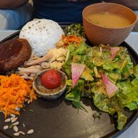 Mumokuteki Lunch Plate 😋 at Mumokuteki Vegan Cafe in Kyoto