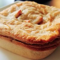 Mince pie at Euro Kitchen in Fitzroy