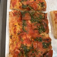 Tomato, parsley, garlic  at Pizza Time in Rome