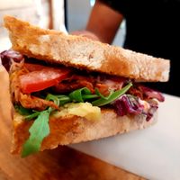 Sándwich de lujo sin maltrato animal = lujo total at PLANT SHACK - Altea in Altea