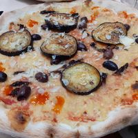 BYO vegan pizza at Classic & Vegan in Helsinki