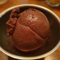 vegan chocolate icecream at The Red Lion & Sun in North London