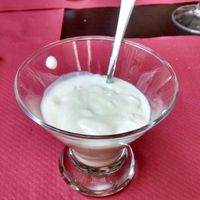 Mango yogurt at B12 in Girona