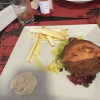 Burger  at B12 in Girona