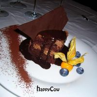 Chocolate cake at La Mano Verde in Berlin