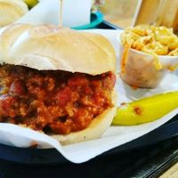 chili cheeseburger and coleslaw at Eden Vegan Cafe in Scranton