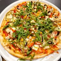 Vegan and gluten-free Pizza at Armonia in Mallorca