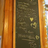 hat was in my vegan pizza at Le Jardin des Pentes  in Lyon