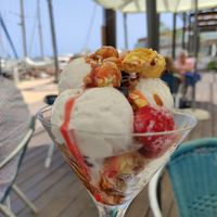 Vegan popcorn sundae at Cielo in Murcia