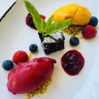 Brownie und hausgemachtes Sorbet at im Vorderhus in Wehr