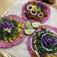 Mia favoritos fueron los de machaca at La Pitahaya Vegana - Mercado del Carmen San Ángel in Mexico City