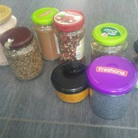 Himalajska sol, koriander, kakao, korenie 4 druhy, kurkuma, repik, mak, vehan horka coko s mandlami at U Vážky in Bratislava