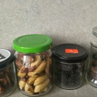 Susene datle marhule slivky a paraorechy at U Vážky in Bratislava